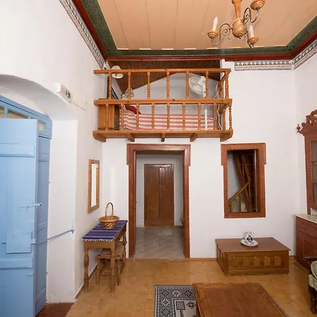 Perivoli Apartment Symi